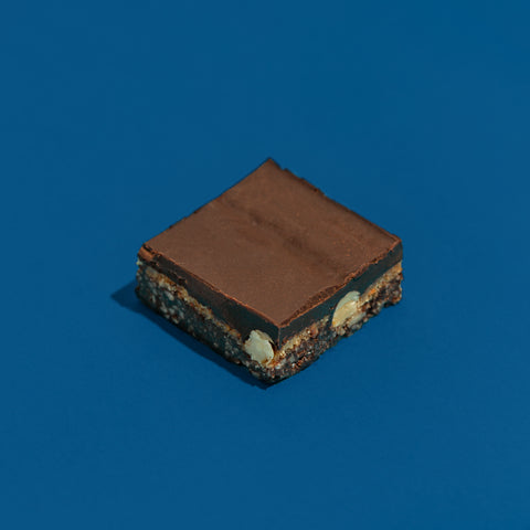 Rawsome - Rawkus Hazlenut Slice